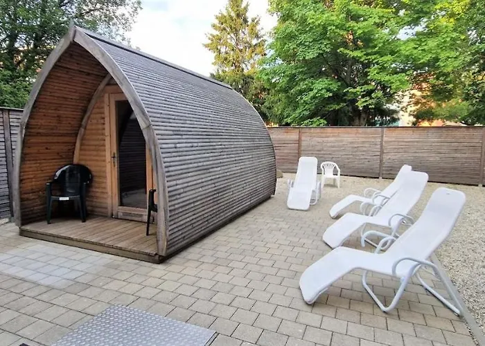 Pools, Sauna Und Balkon Mit Panoramablick شقة