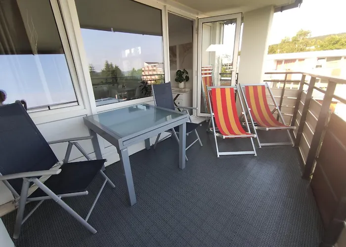 Pools, Sauna Und Balkon Mit Panoramablick شقة