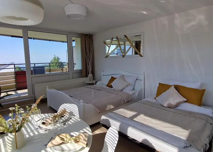 شقة Pools, Sauna Und Balkon Mit Panoramablick